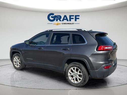Granite Crystal Metallic Clearcoat 2016 Jeep Cherokee Latitude