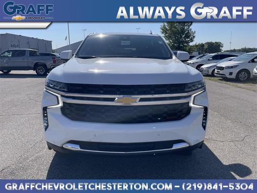 2023 Chevrolet Suburban LS