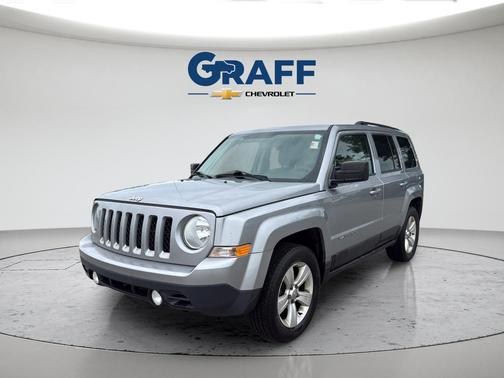 Billet Silver Metallic Clearcoat 2016 Jeep Patriot Sport