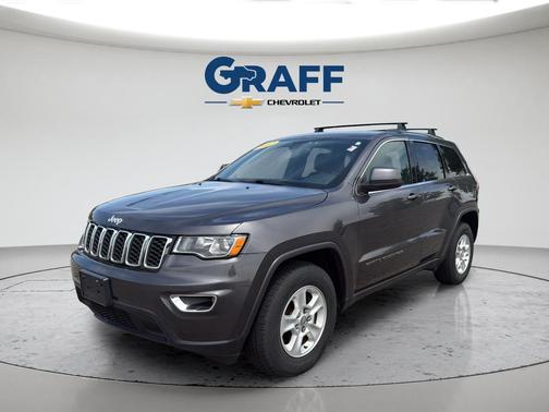 Granite Crystal Metallic 2017 Jeep Grand Cherokee Laredo