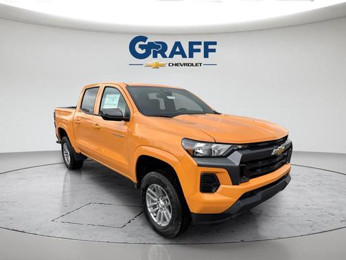 Sunrise Orange 2026 Chevrolet Colorado LT