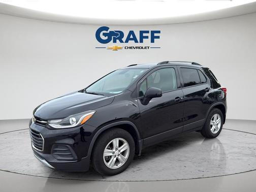 Mosaic Black Metallic 2021 Chevrolet Trax LT
