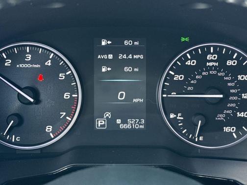 Crystal White Pearl 2020 Subaru Legacy Premium