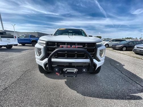 2023 GMC Canyon AT4X