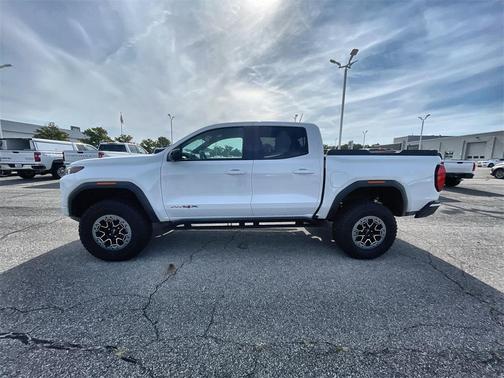 2023 GMC Canyon AT4X