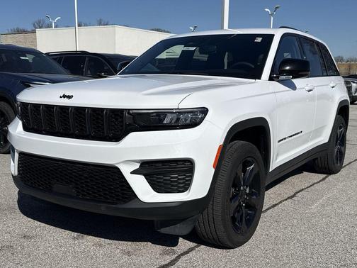 2023 Jeep Grand Cherokee Altitude