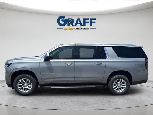 Sterling Gray Metallic 2026 Chevrolet Suburban LT