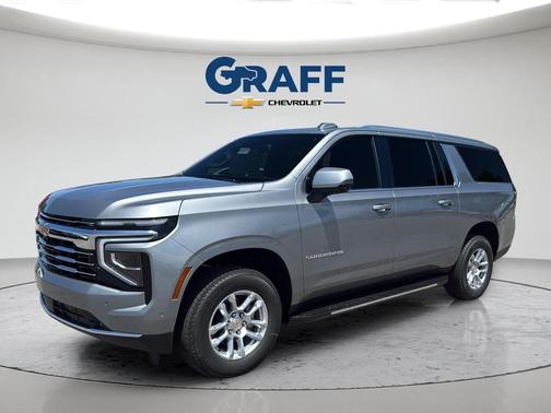 Sterling Gray Metallic 2026 Chevrolet Suburban LT