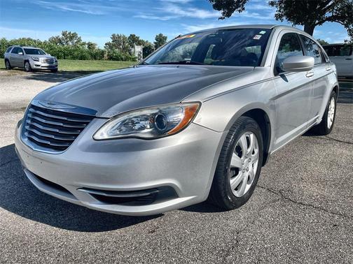 2012 Chrysler 200 LX