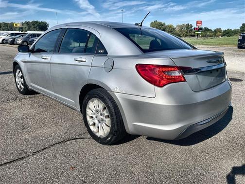 2012 Chrysler 200 LX