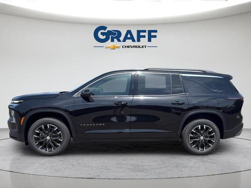 Mosaic Black Metallic 2026 Chevrolet Traverse LT