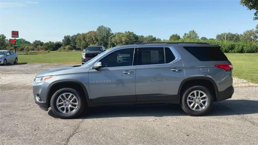 2021 Chevrolet Traverse LT Cloth