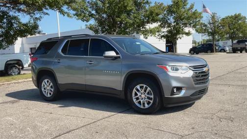 2021 Chevrolet Traverse LT Cloth