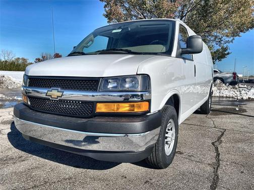 2025 Chevrolet Express 2500 RWD 2500 Extended Wheelbase WT