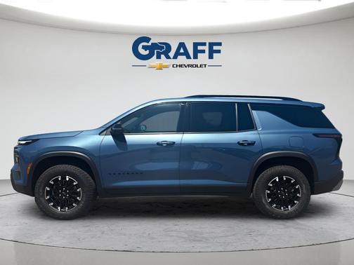 Lakeshore Blue Metallic 2025 Chevrolet Traverse AWD Z71
