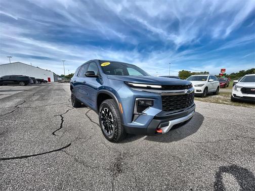Lakeshore Blue Metallic 2025 Chevrolet Traverse AWD Z71