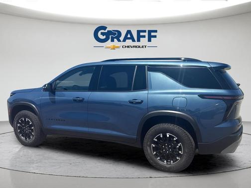 Lakeshore Blue Metallic 2025 Chevrolet Traverse AWD Z71