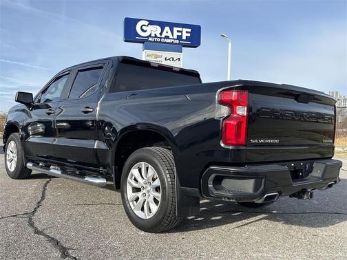 2020 Chevrolet Silverado 1500 Custom