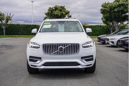 2023 Volvo XC90 Recharge Plug-In Hybrid Ultimate