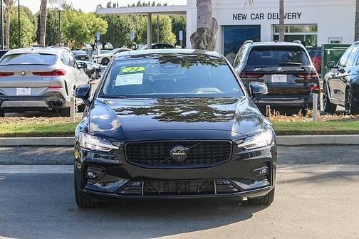2024 Volvo S60 Plus