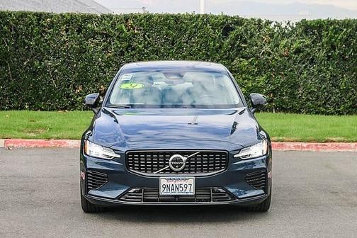 2024 Volvo S60 Ultimate