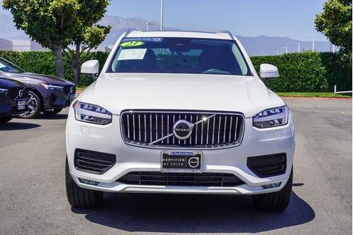 2023 Volvo XC90 B6 Core