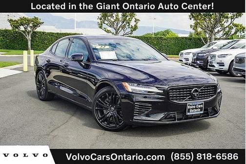 2022 Volvo S60 R-Design