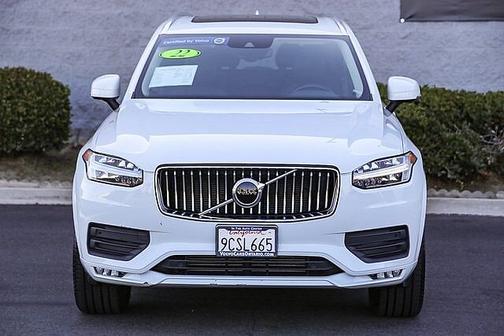 2022 Volvo XC90 T5 Momentum
