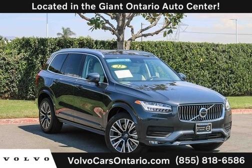 2022 Volvo XC90 T5 Momentum