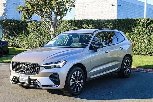 2025 Volvo XC60 Core