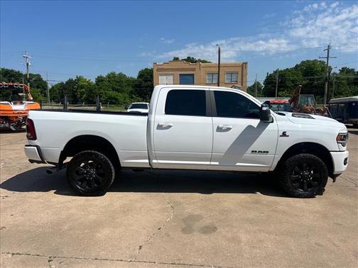 Bright White Clear Coat 2023 RAM 2500 Laramie