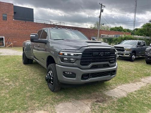 Ceramic Gray Clear Coat 2026 RAM 3500 Laramie