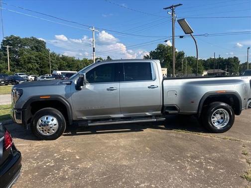 2024 GMC Sierra 3500 SLT