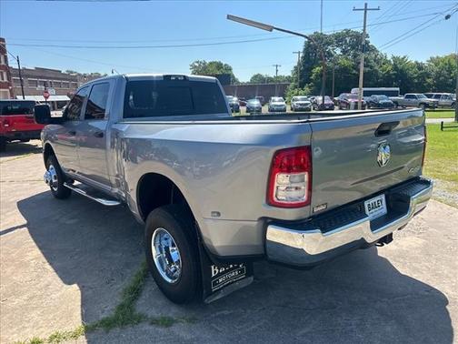 2023 RAM 3500 Tradesman Crew Cab 4x4 8' Box
