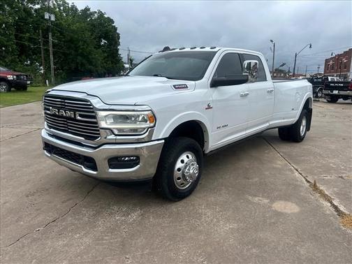 Bright White Clear Coat 2022 RAM 3500 Laramie