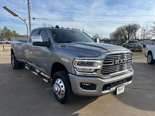 2024 RAM 3500 Laramie Crew Cab 4x4 8' Box