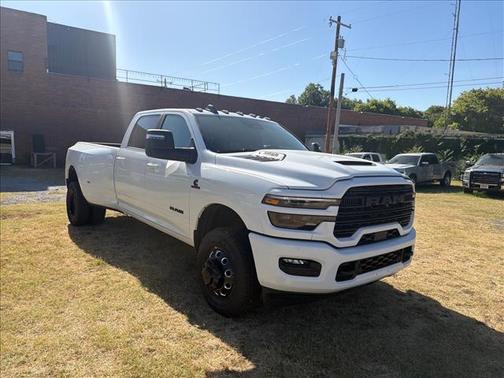 Bright White Clear Coat 2026 RAM 3500 Laramie