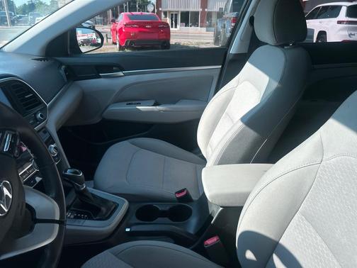 2019 Hyundai ELANTRA Value Edition