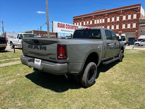Ceramic Gray Clear Coat 2026 RAM 3500 Big Horn