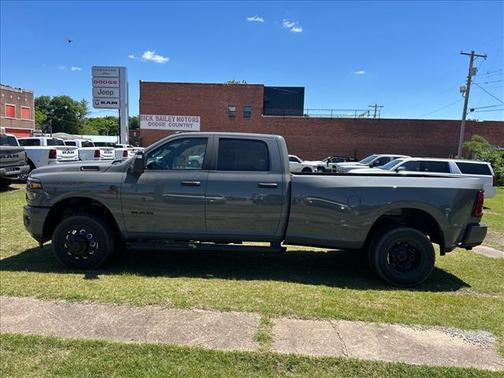 Ceramic Gray Clear Coat 2026 RAM 3500 Big Horn