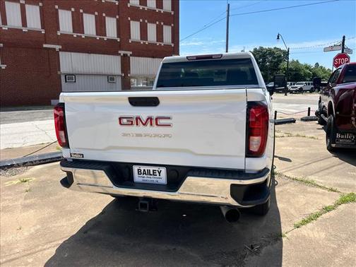 Summit White 2026 GMC Sierra 2500 Pro