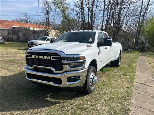 Bright White Clear Coat 2026 RAM 3500 Big Horn