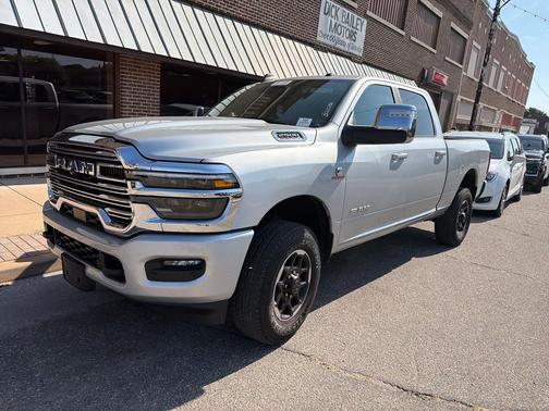 Silver Zynith 2026 RAM 2500 Laramie Crew Cab 4x4 6'4' Box