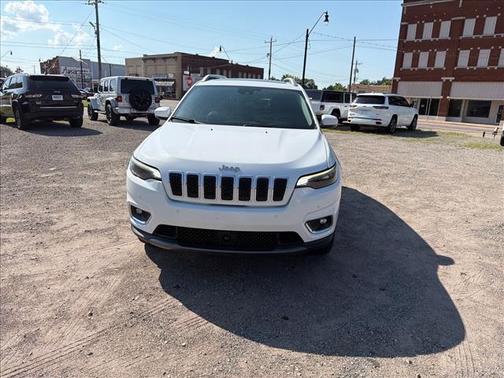 Bright White Clear Coat 2019 Jeep Cherokee Limited