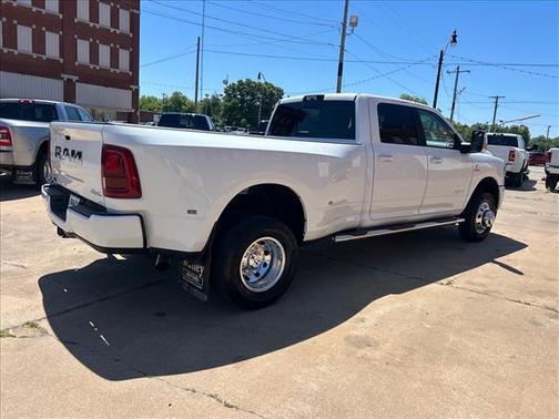 Bright White Clearcoat 2025 RAM 3500 Laramie Crew Cab 4x4 8' Box