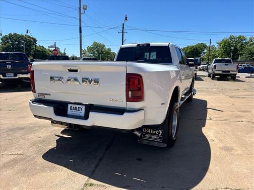Bright White Clearcoat 2025 RAM 3500 Laramie Crew Cab 4x4 8' Box
