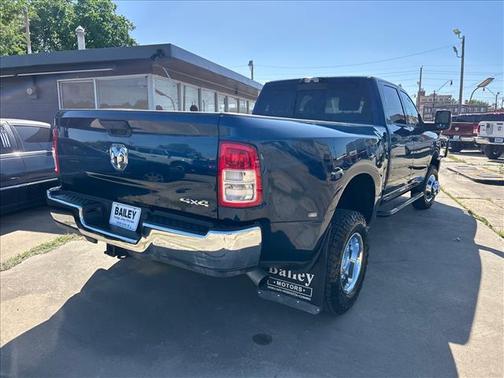 Patriot Blue Pearl Coat 2024 RAM 3500 Tradesman