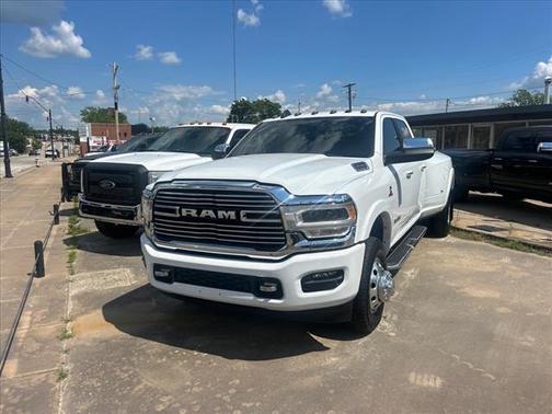 2022 RAM 3500 Laramie