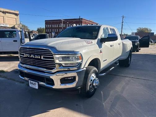 2019 RAM 3500 Laramie