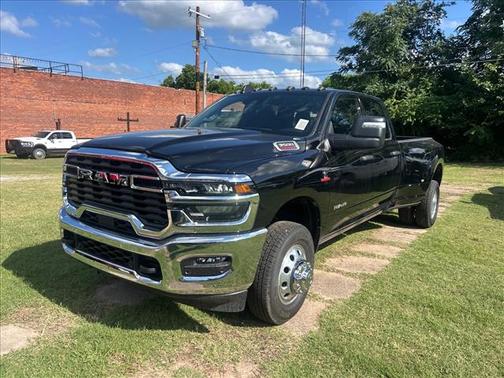 Black Clear Coat 2026 RAM 3500 Big Horn